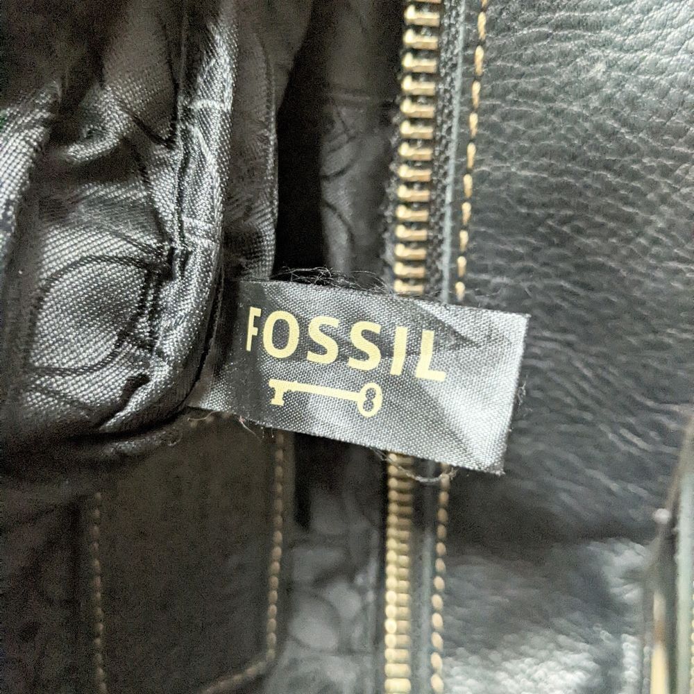 FOSSIL Sutter Leather Crossbody Bag - Picture 8 of 11